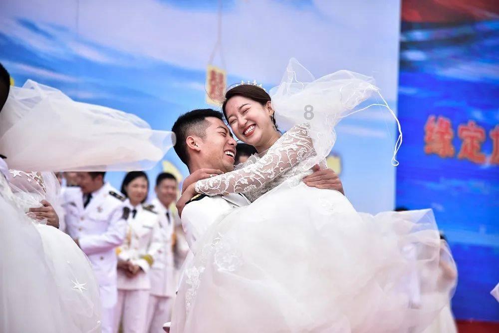 瑜伽裤健身小姐姐美图